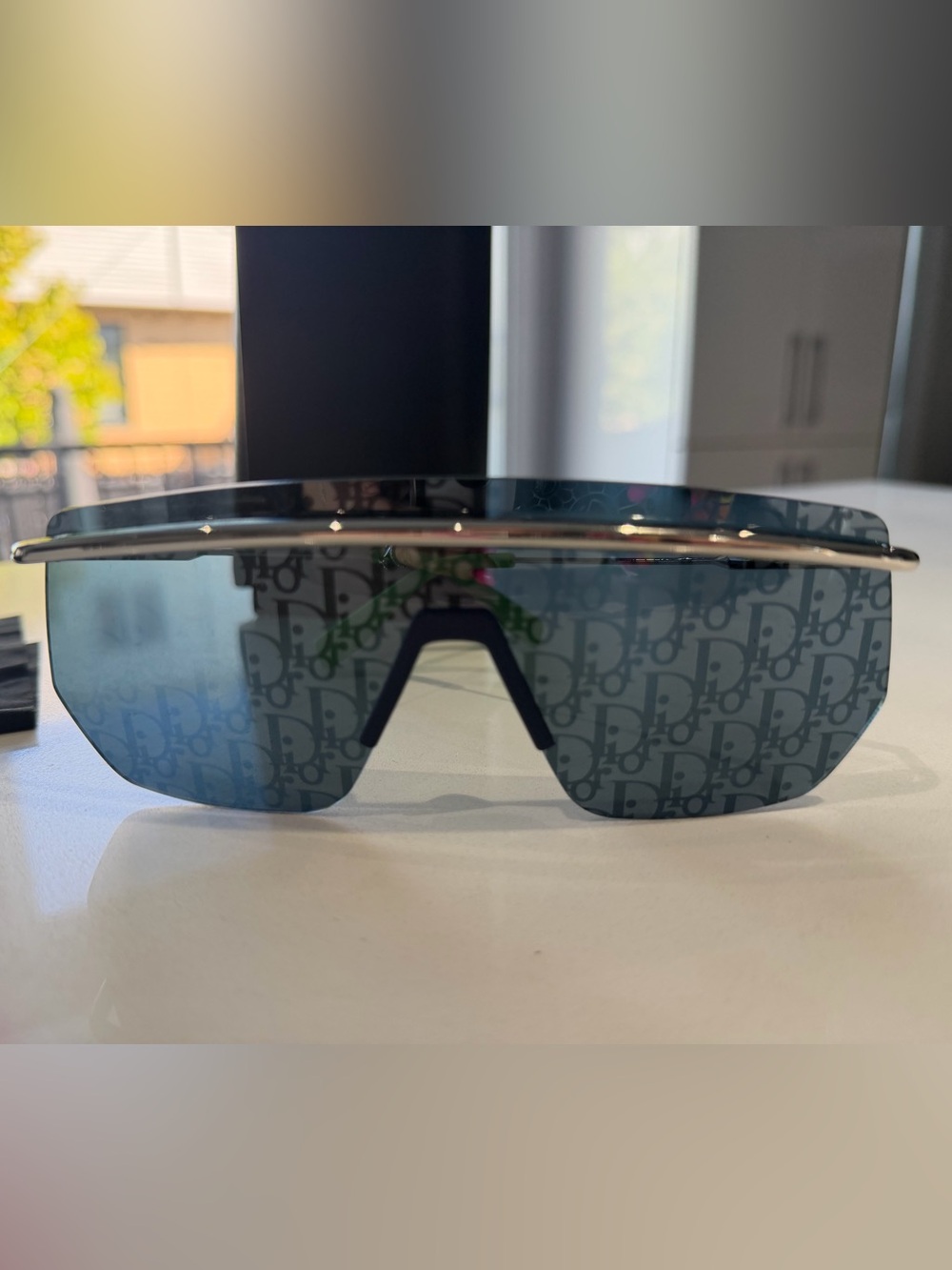 DiorMotion M1I Blue Oblique Shield Sunglasses